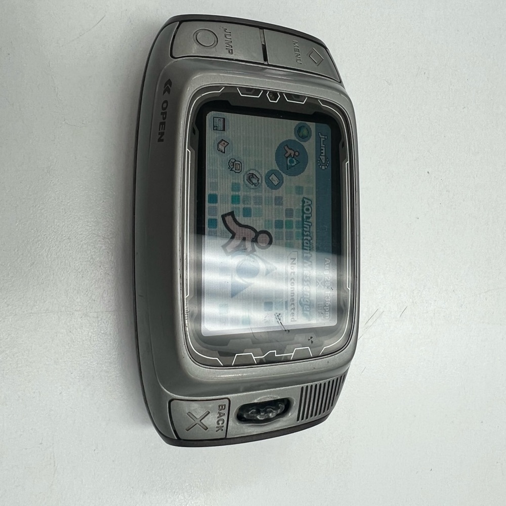 T-Mobile SideKick Color - Picture 2 of 5